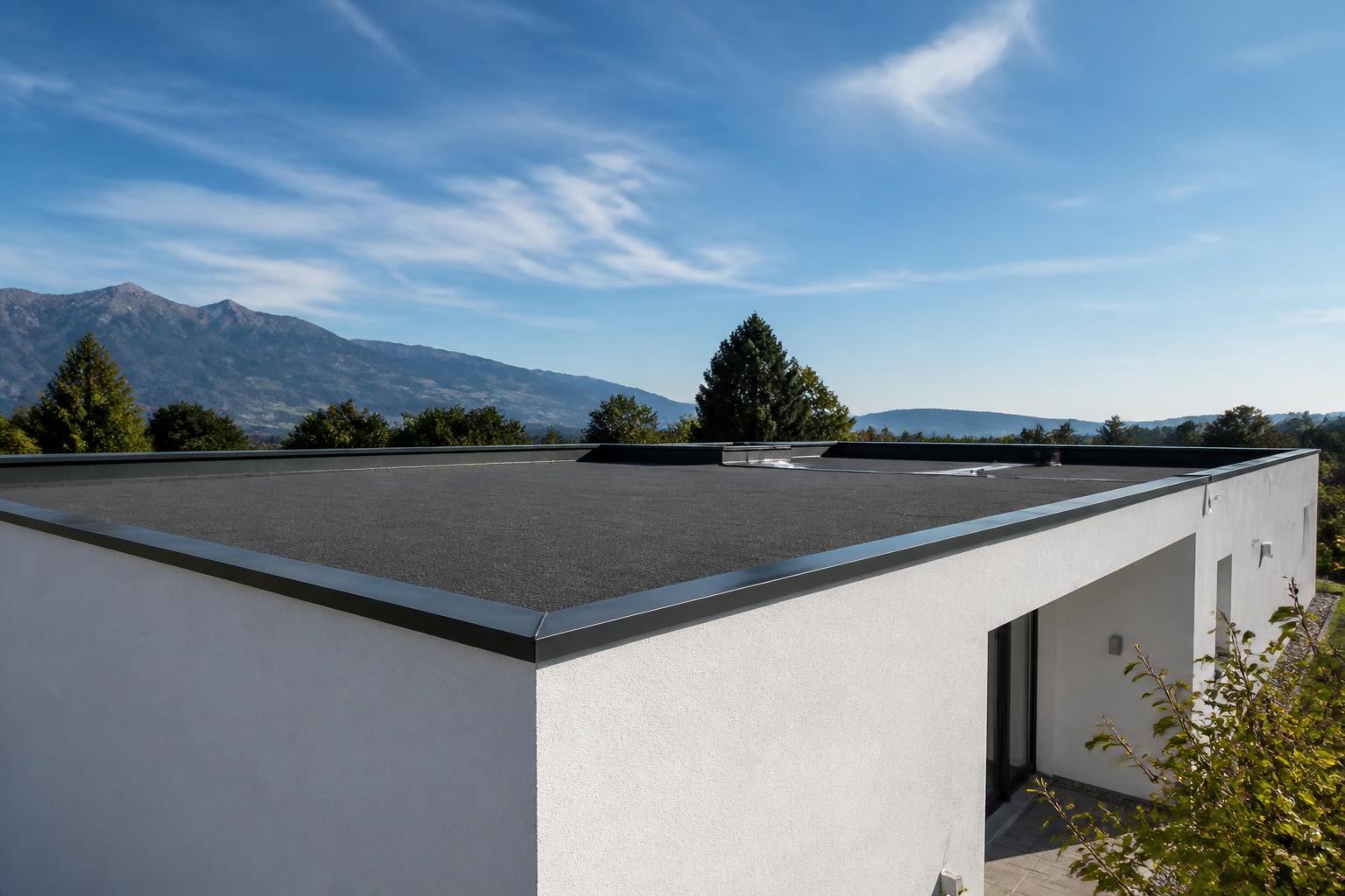 Flachdach – Sanierung, Neubau und Wartung – dichte und langlebige Flachdächer.